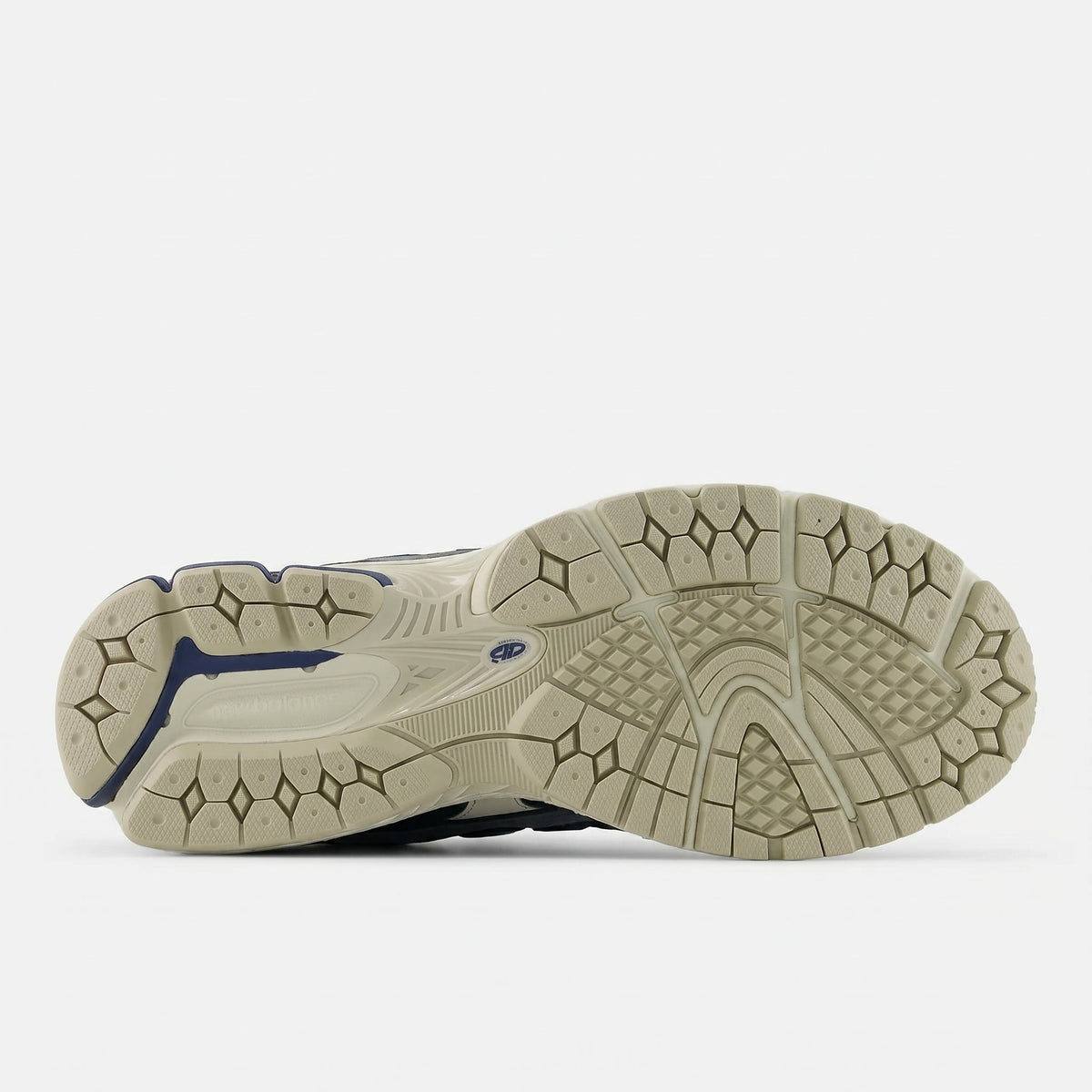 1906N Unisex Sneakers Navy Beige