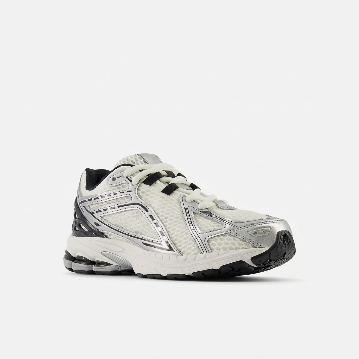 1906 Lace Silver Metallic with Black