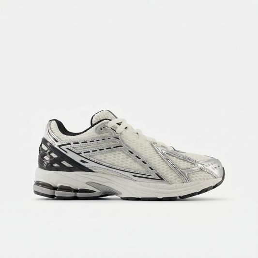 1906 Lace Silver Metallic with Black