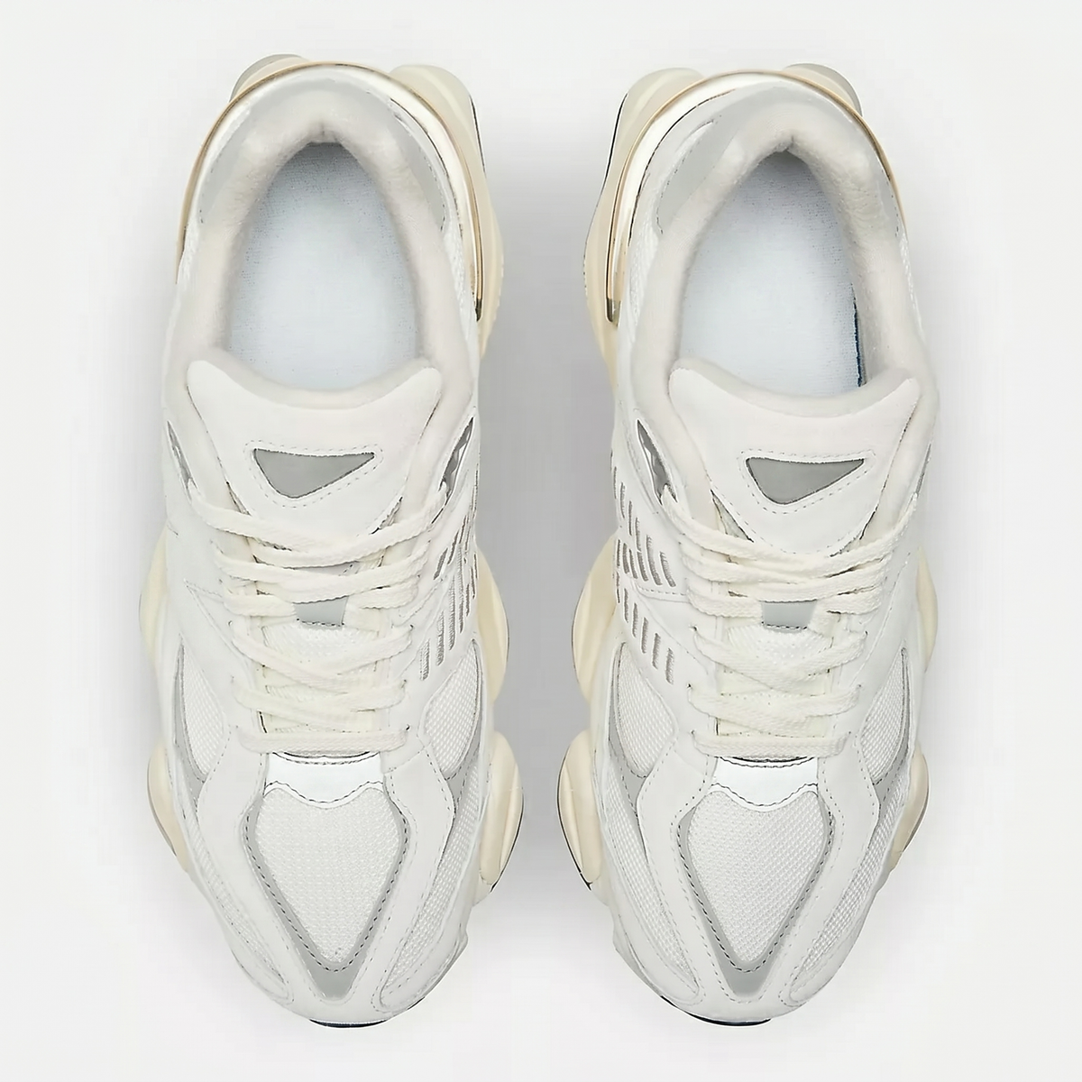 9060 Sea Salt with Concrete and Silver Metallic