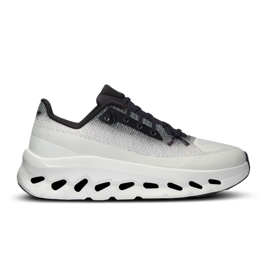 Cloudtilt Black | Ivory