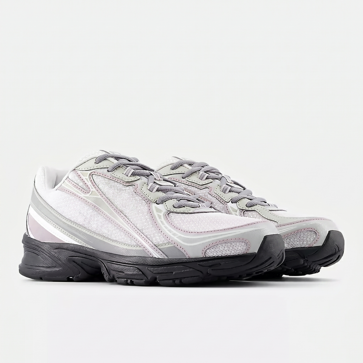 740 SIilver Metallic with Raincloud