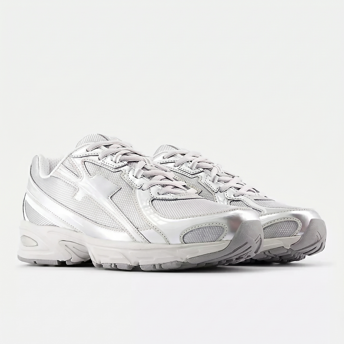 740 Metallic Silver
