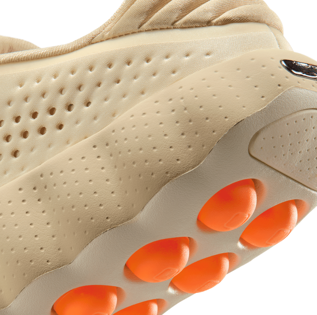 Mind 002 Light Khaki