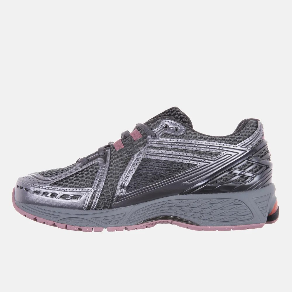 1906R Unisex Sneakers Metallic Silver  Antique Rose