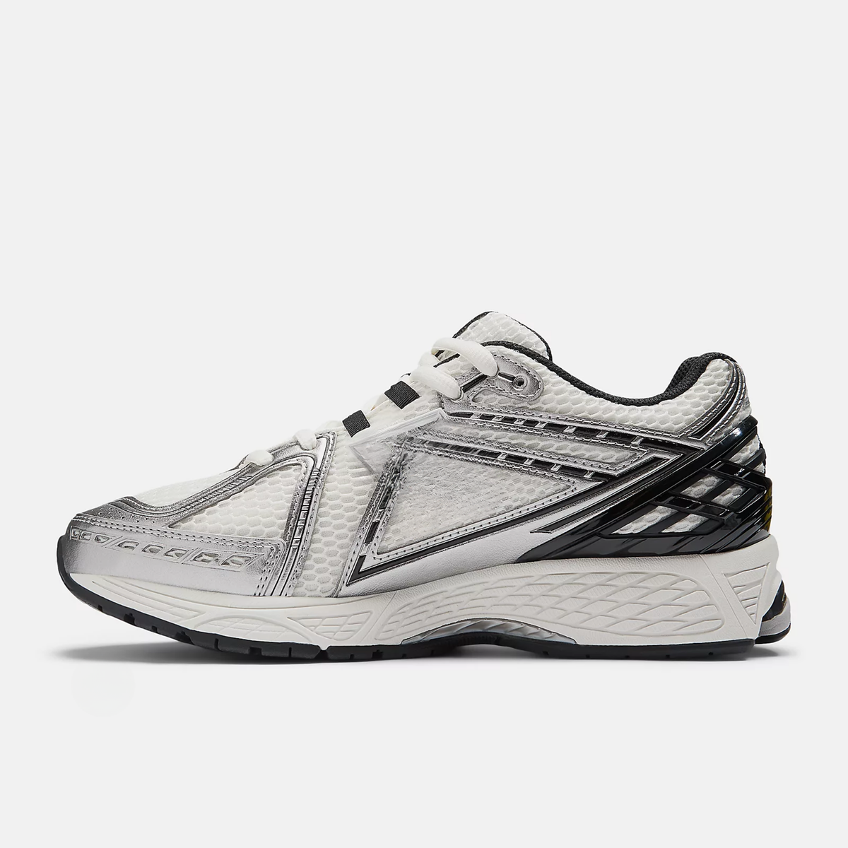 1906R Light Silver Metallic with White and Sea Salt