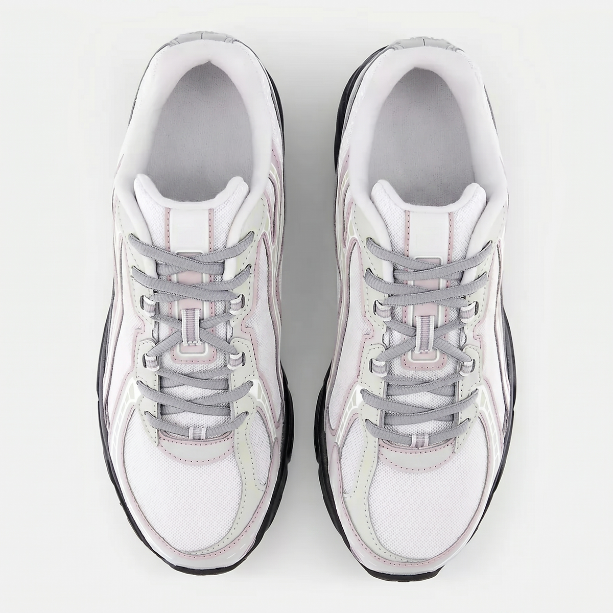 740 SIilver Metallic with Raincloud
