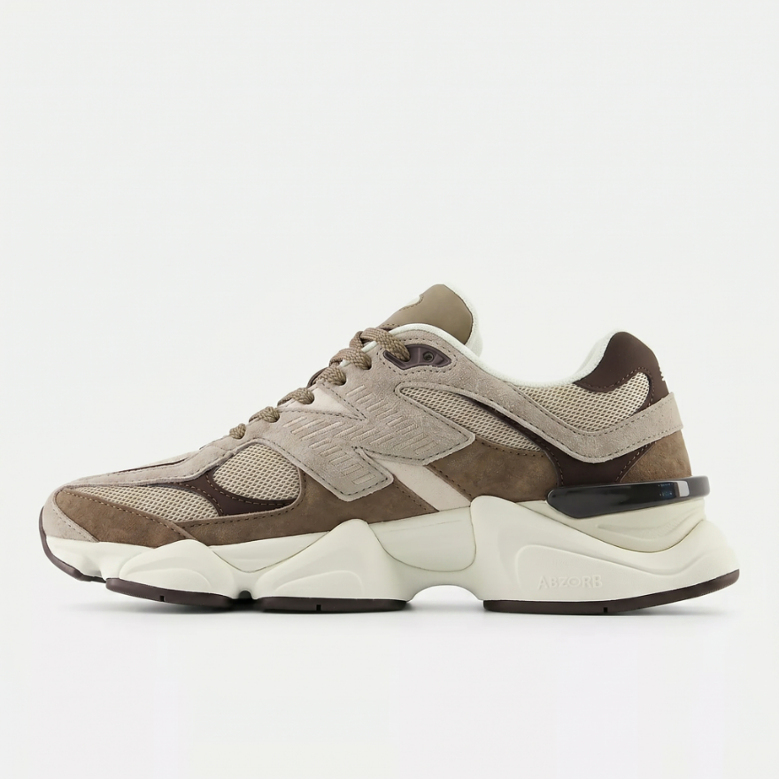 9060 Thunder Brown with Stoneware and Black Coffee