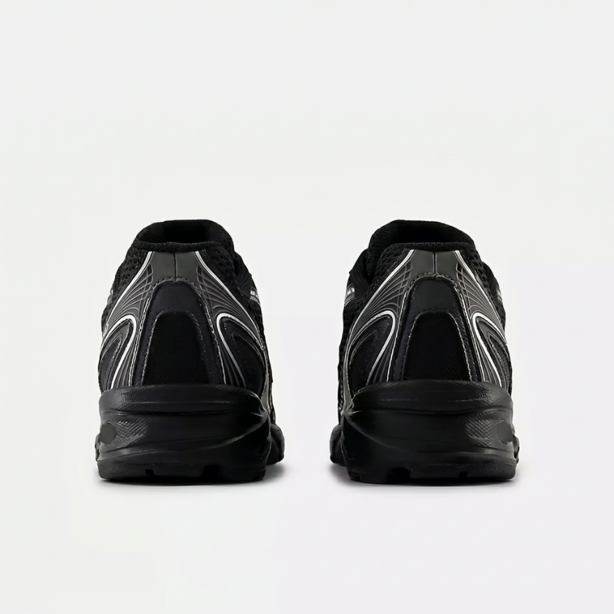 740 Black with Silver Metallic