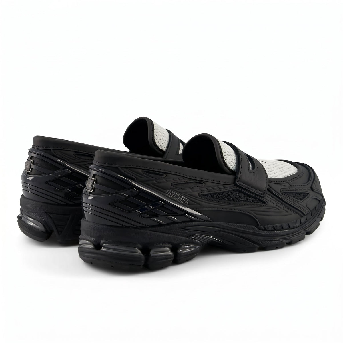 1906 Unisex Loafer Sneakers Black White Off