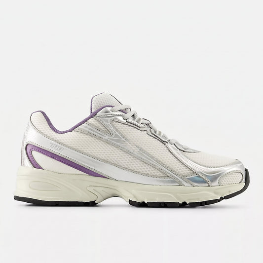 740 Candied Violet with Angora