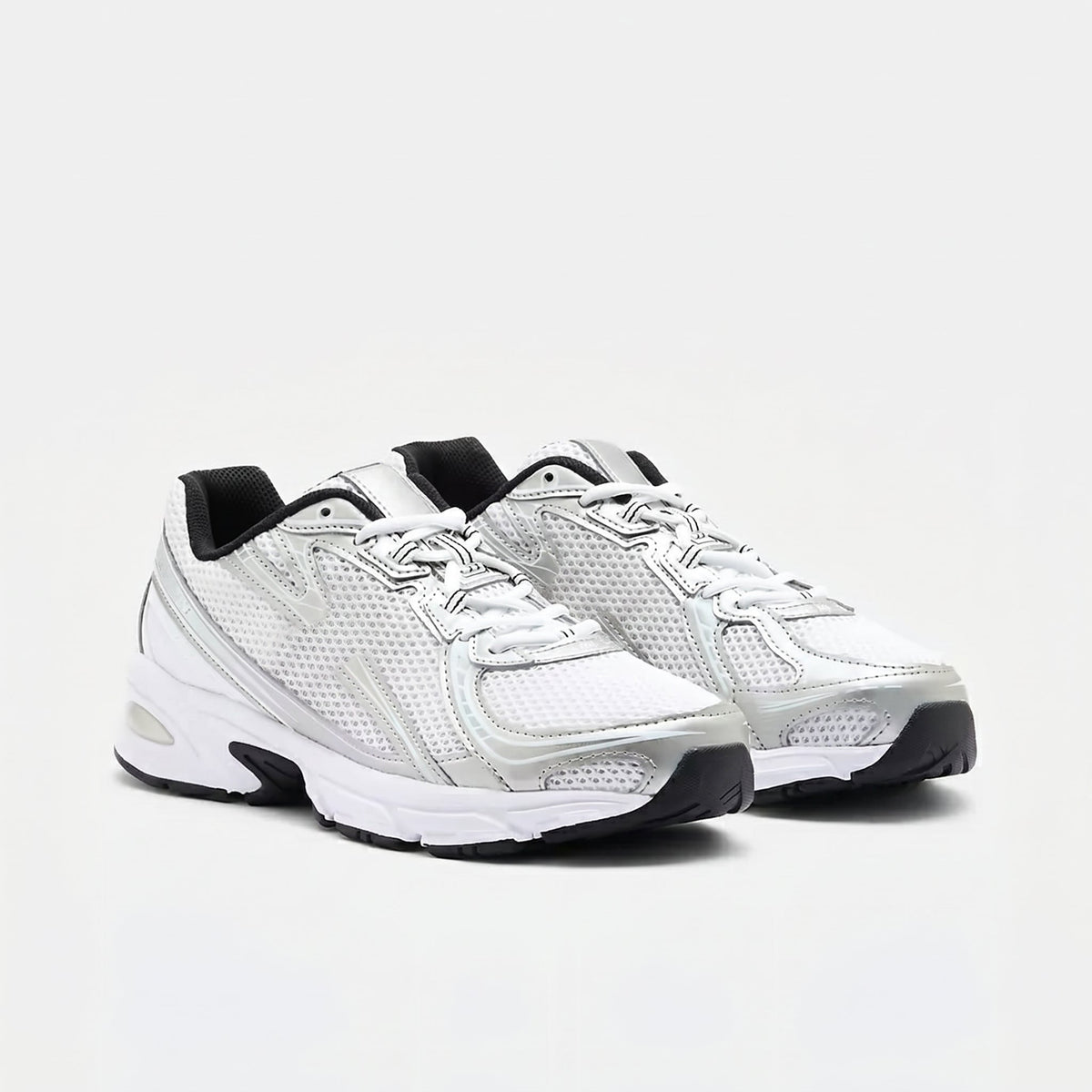 740  White with Metallic Silver and Black