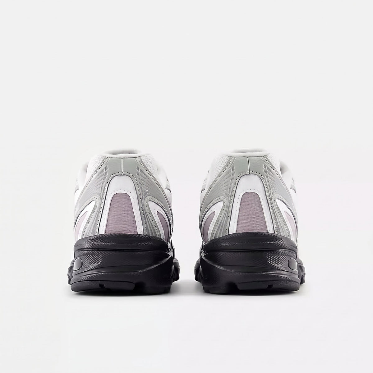 740 SIilver Metallic with Raincloud