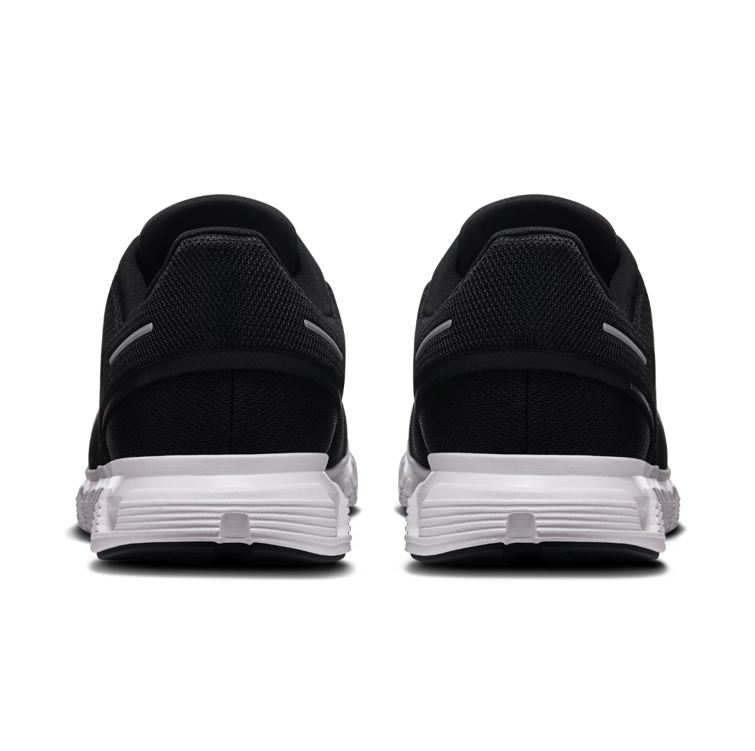 Cloud 6 Black | White